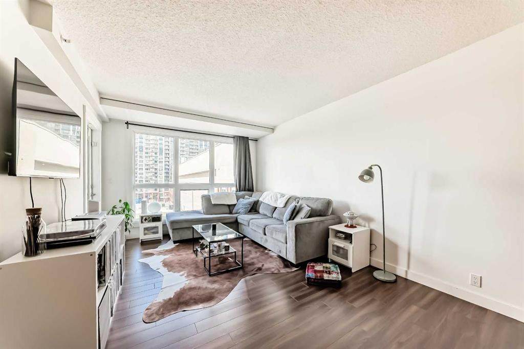 https://bt-photos.global.ssl.fastly.net/calgary/orig_boomver_1_A2314601-2.jpg