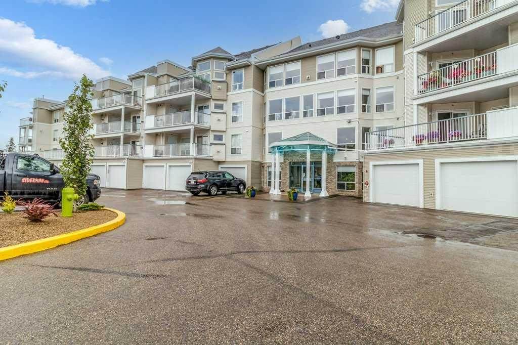 6118 53 Avenue - Photo 1