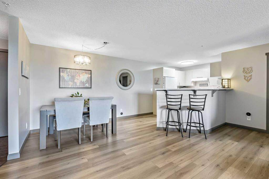 https://bt-photos.global.ssl.fastly.net/calgary/orig_boomver_1_A2315381-2.jpg
