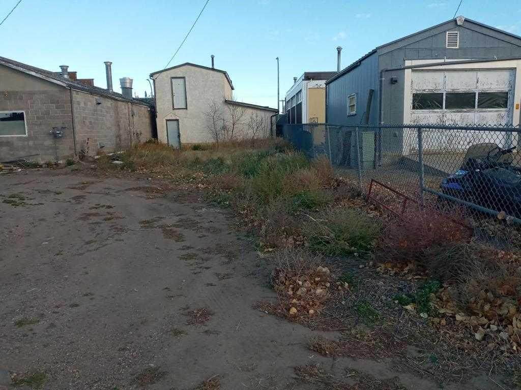 https://bt-photos.global.ssl.fastly.net/calgary/orig_boomver_1_A2315621-2.jpg
