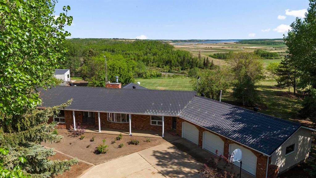 46139 Range Road 205 - Photo 1