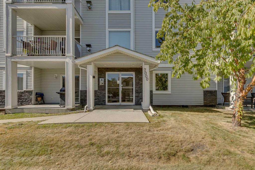 7301 Valleyview Park - Photo 1
