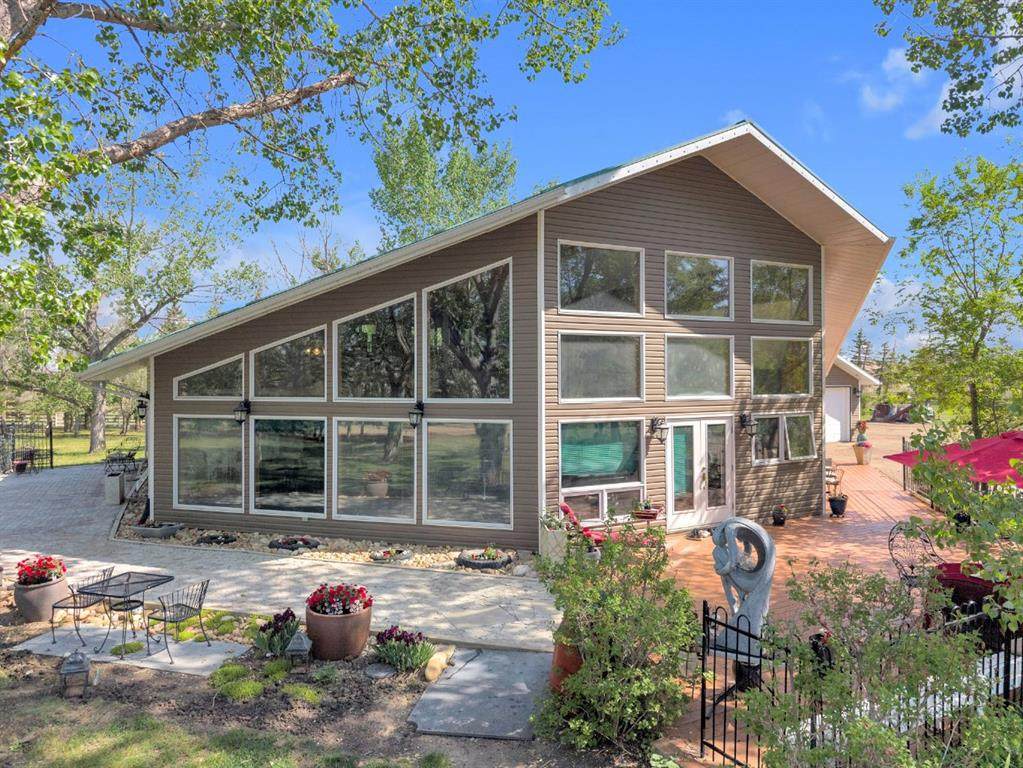 311037A Range Road 222 - Photo 1