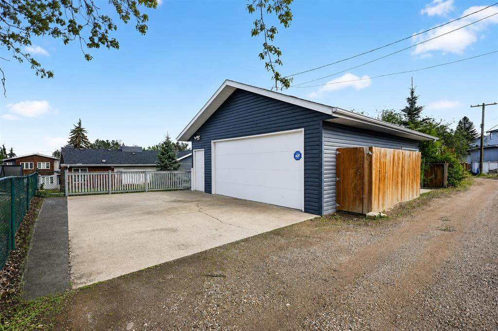 https://bt-photos.global.ssl.fastly.net/calgary/orig_boomver_1_A2316253-2.jpg