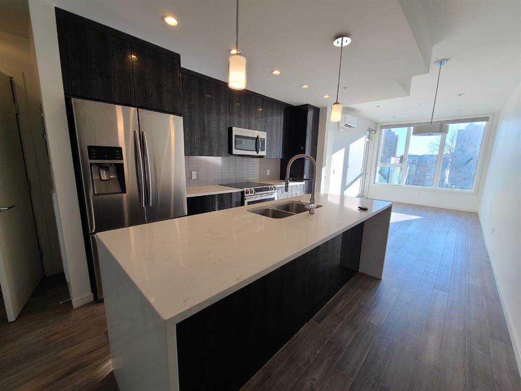 https://bt-photos.global.ssl.fastly.net/calgary/orig_boomver_1_A2316353-2.jpg