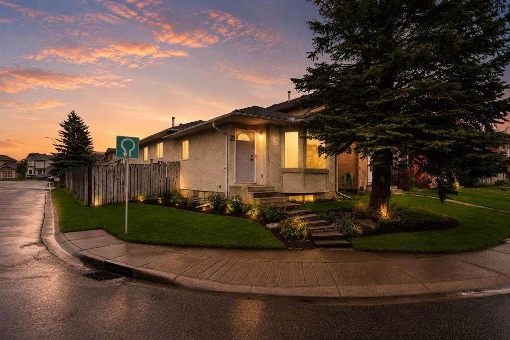 133 Martinglen Way - Photo 1