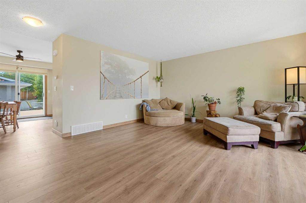 https://bt-photos.global.ssl.fastly.net/calgary/orig_boomver_1_A2316646-2.jpg