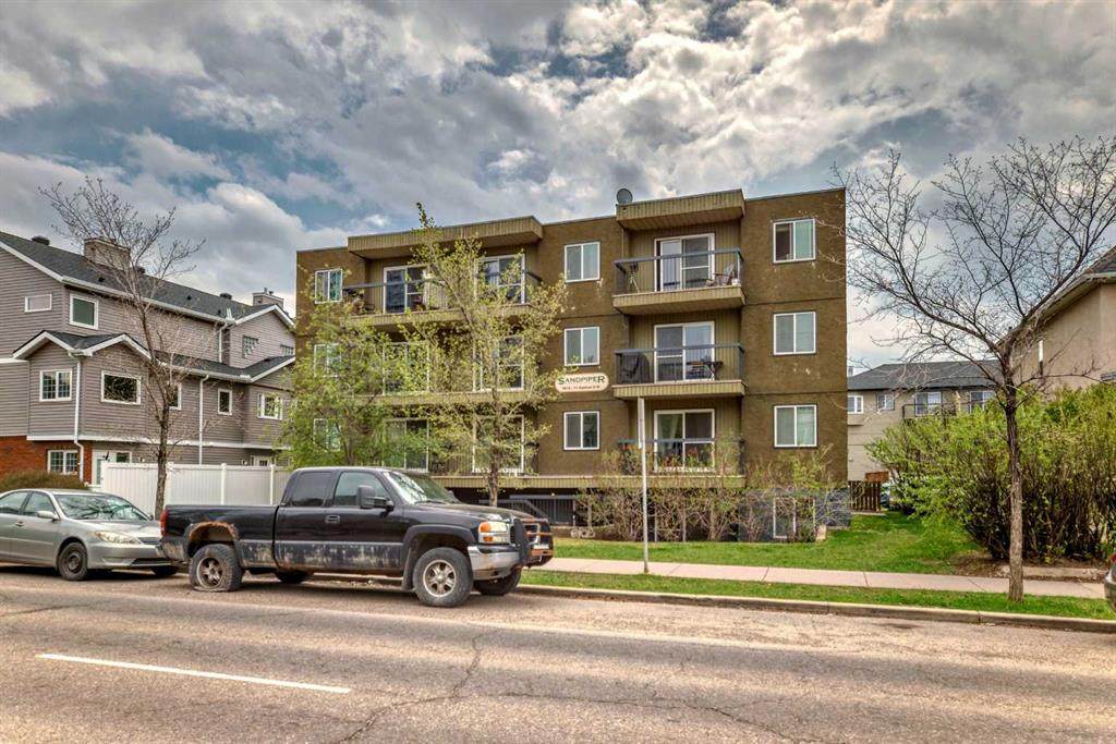 1613 11 Avenue - Photo 1