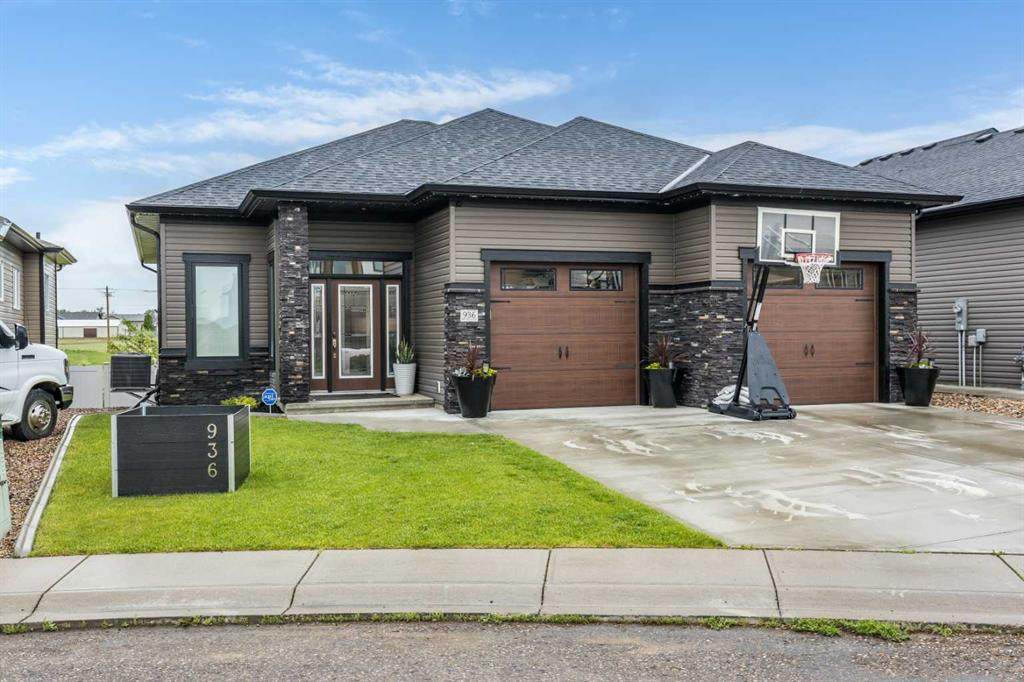 936 Maskell Place - Photo 1