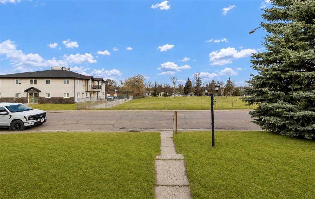 https://bt-photos.global.ssl.fastly.net/calgary/orig_boomver_1_A2317305-2.jpg