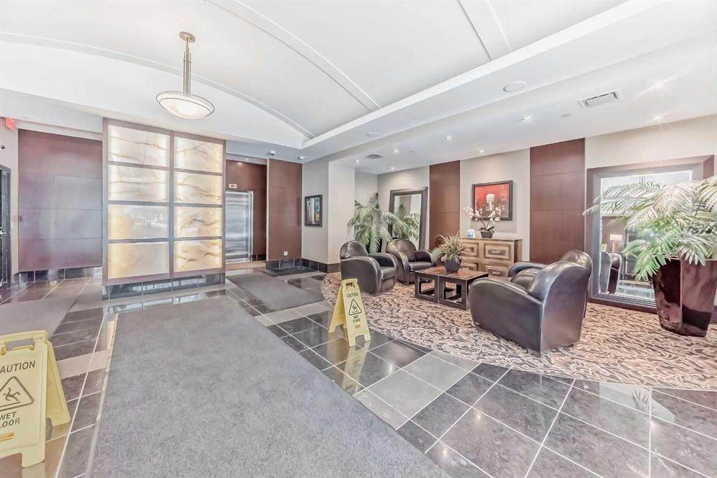 920 5 Avenue - Photo 1
