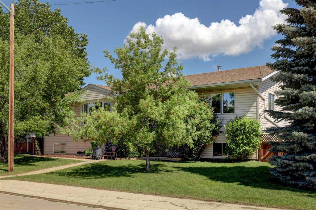 426 9 Street - Photo 1