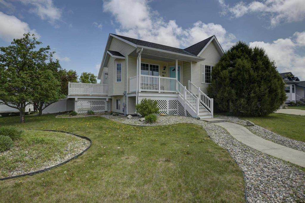 1625 15A Street - Photo 1