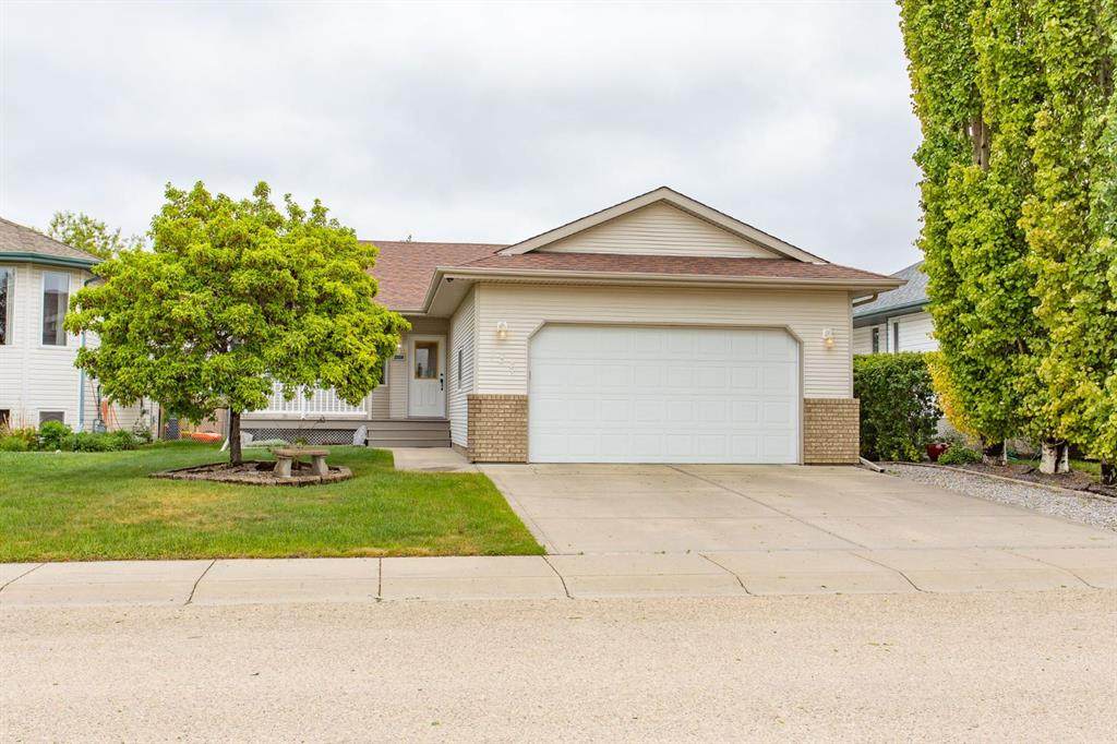 189 Lampard Crescent - Photo 1