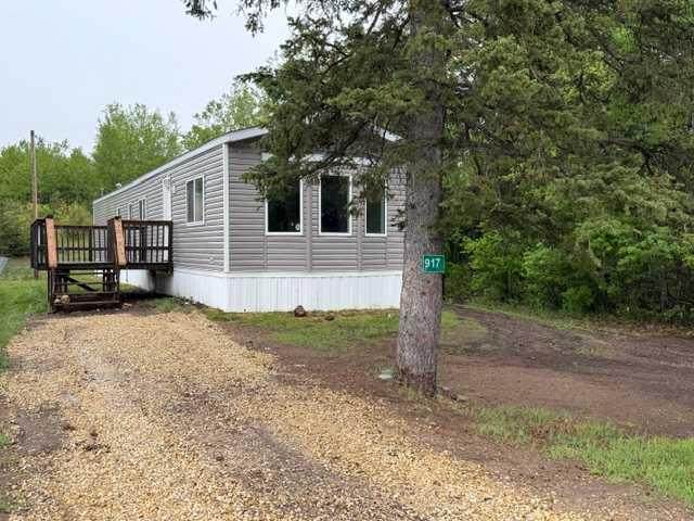 921 11 Street - Photo 1