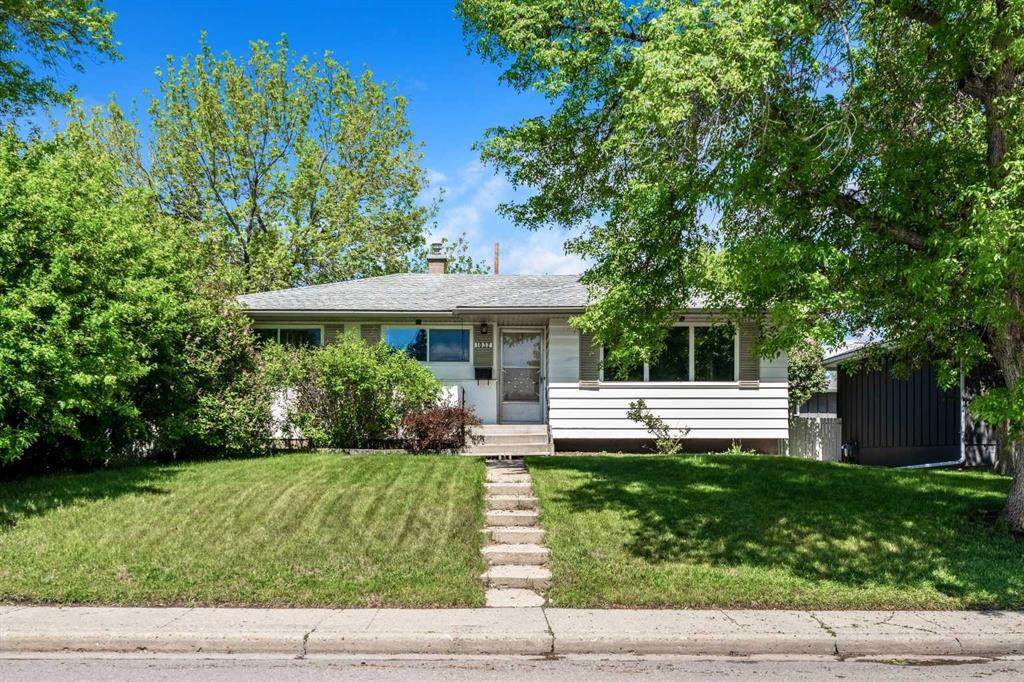 1032 89 Avenue - Photo 1
