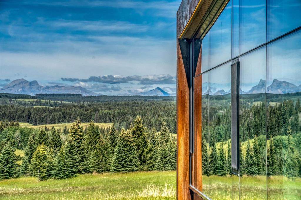 https://bt-photos.global.ssl.fastly.net/calgary/orig_boomver_1_A2318333-2.jpg