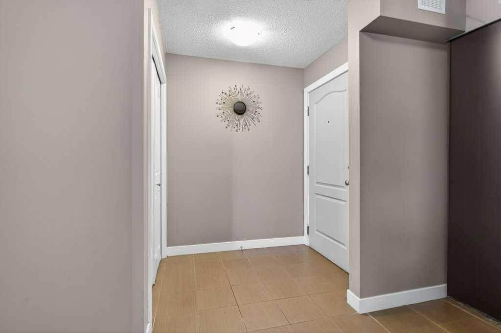 https://bt-photos.global.ssl.fastly.net/calgary/orig_boomver_1_A2318783-2.jpg