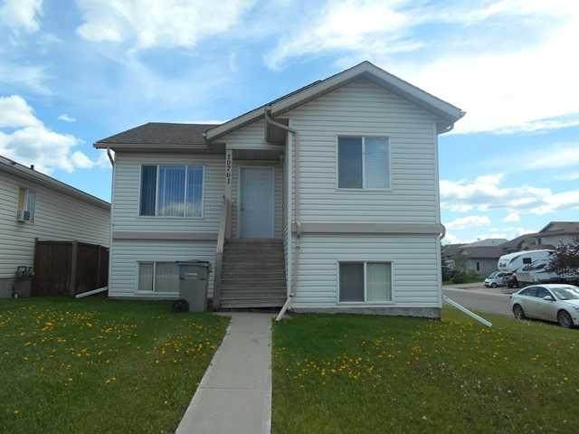 10761 73 Avenue - Photo 1