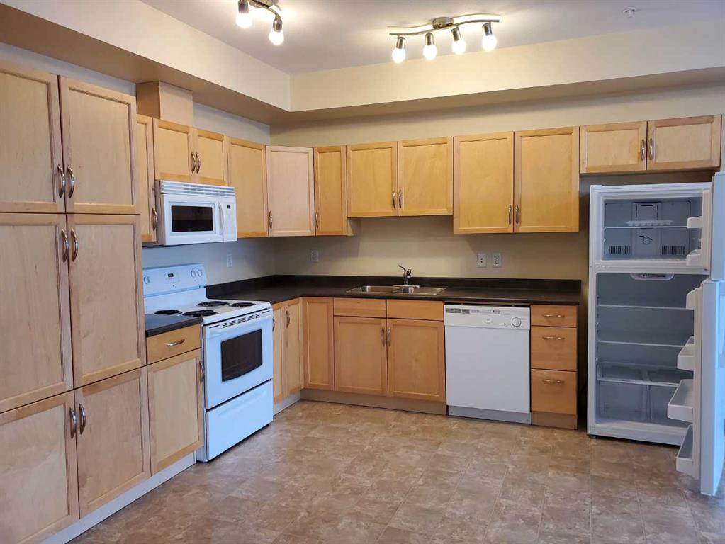 160 Moberly Road - Photo 1