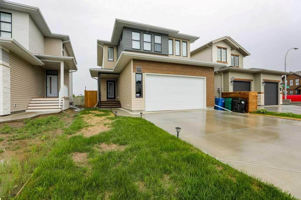 4529 31 Avenue - Photo 1