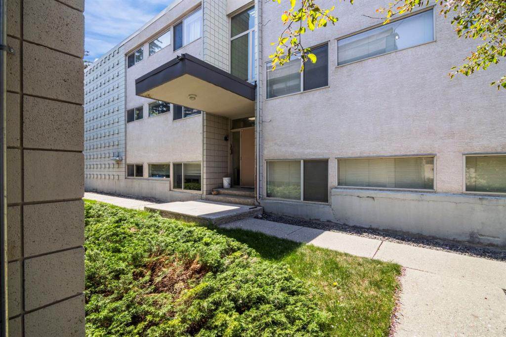 56 Hamlet Road - Photo 1
