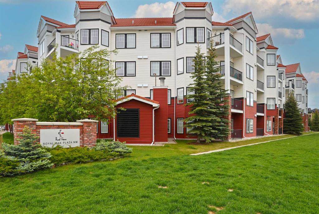 30 Royal Oak Plaza - Photo 1