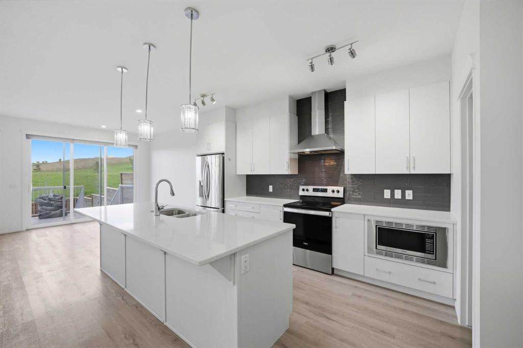 https://bt-photos.global.ssl.fastly.net/calgary/orig_boomver_1_A2320469-2.jpg