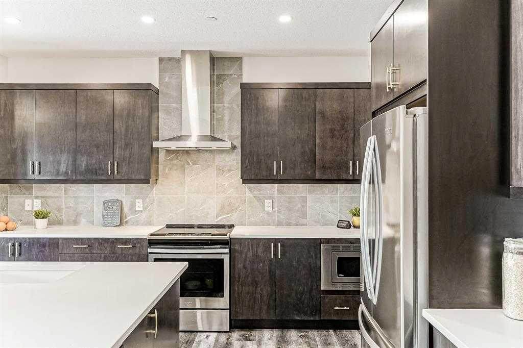 https://bt-photos.global.ssl.fastly.net/calgary/orig_boomver_1_A2320527-2.jpg