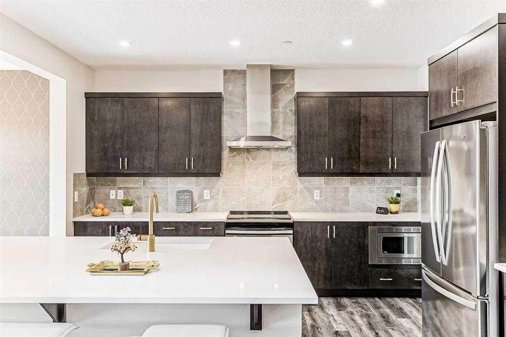 https://bt-photos.global.ssl.fastly.net/calgary/orig_boomver_1_A2320527-2.jpg