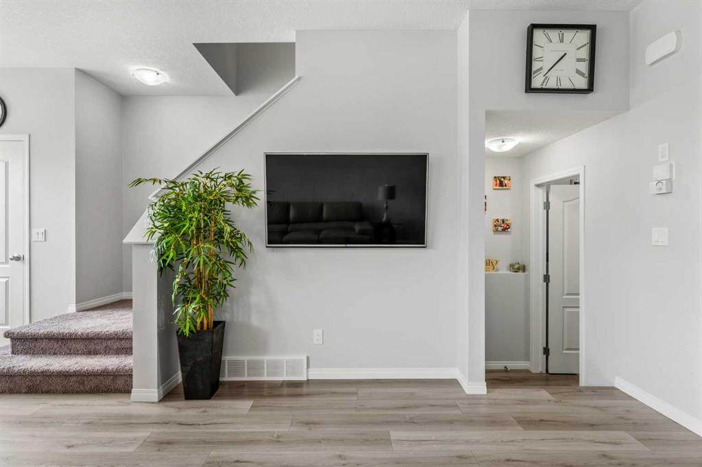 https://bt-photos.global.ssl.fastly.net/calgary/orig_boomver_1_A2320856-2.jpg