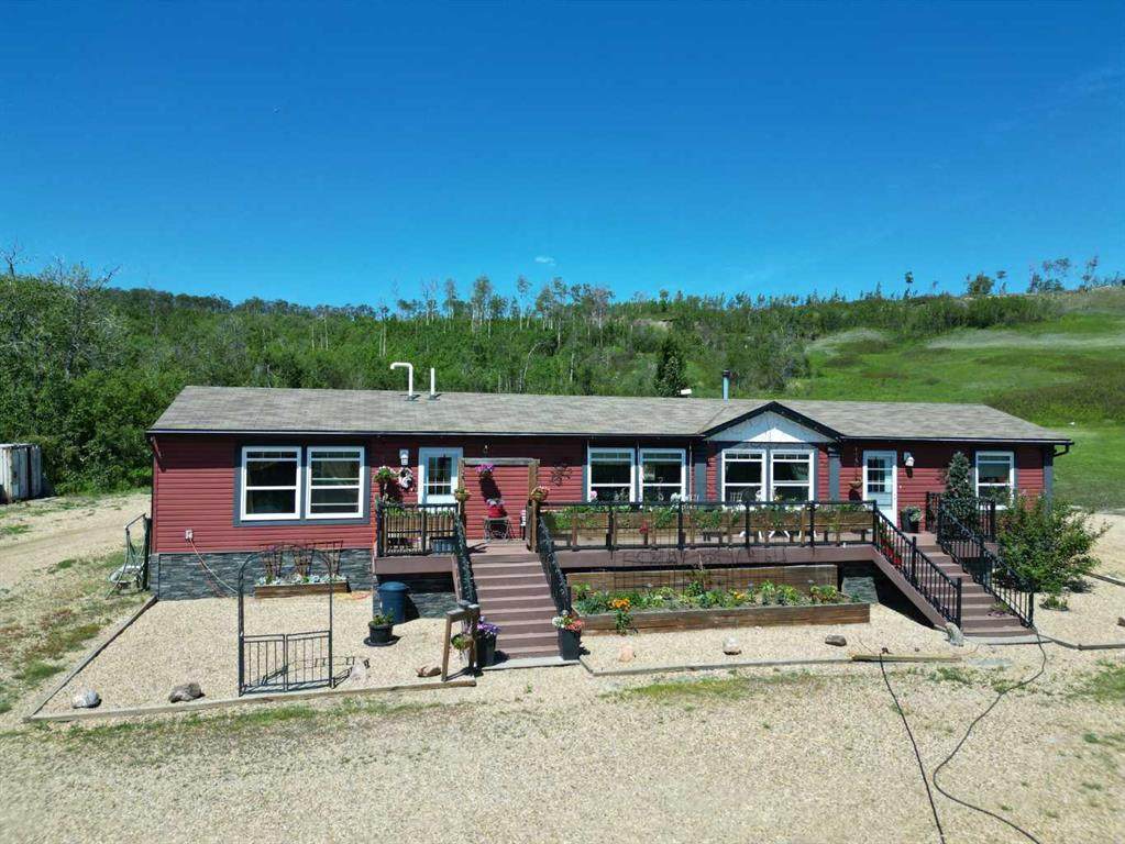 63072 Township Road 733.3 - Photo 1
