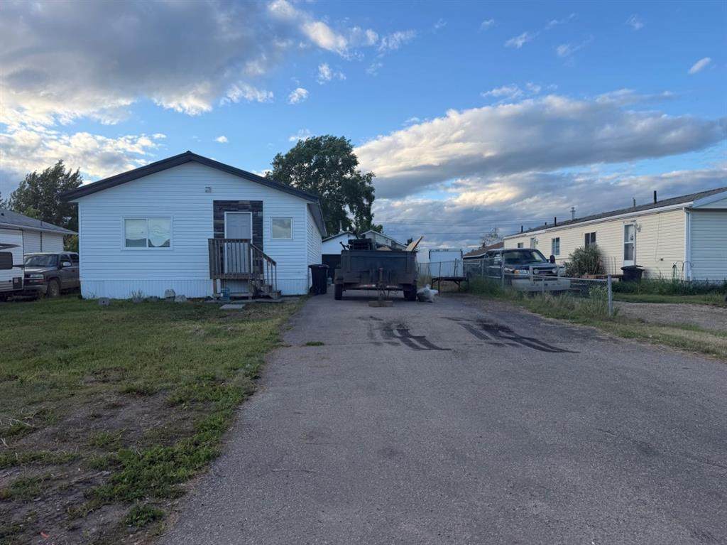 9908 103 Avenue - Photo 1