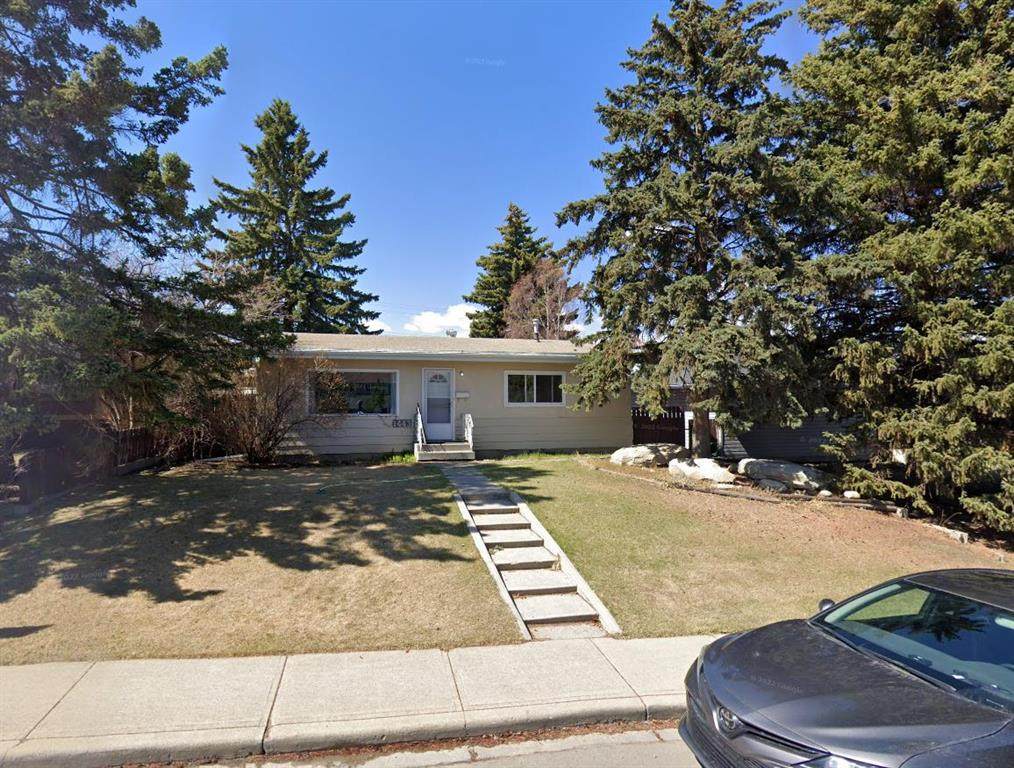 1443 44 Street - Photo 1