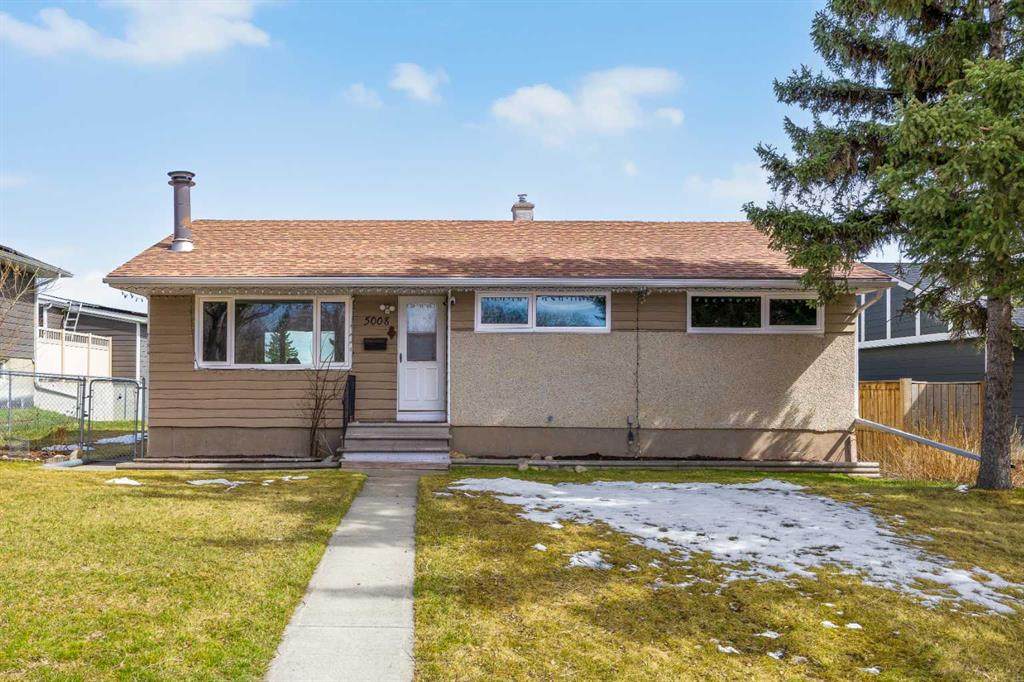 5008 2 Street - Photo 1