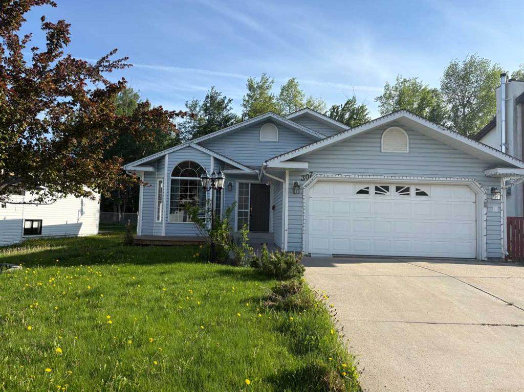 307 8 Avenue - Photo 1
