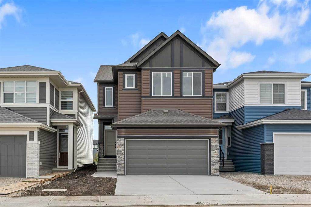 138 Corner Glen Square - Photo 1