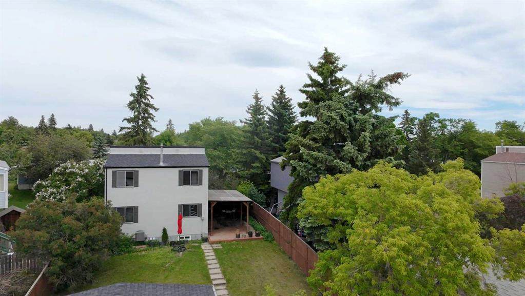3052 32A Avenue - Photo 1