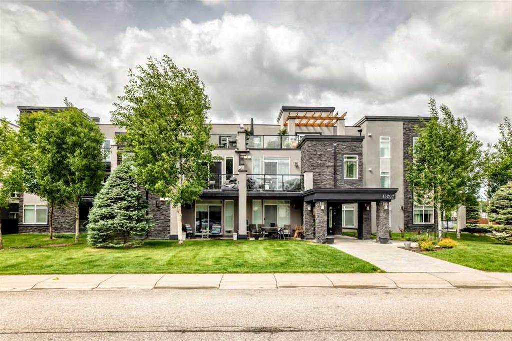 15207 1 Street - Photo 1