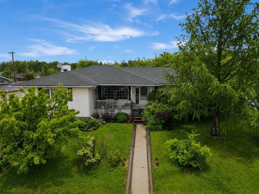 314 8 Street - Photo 1