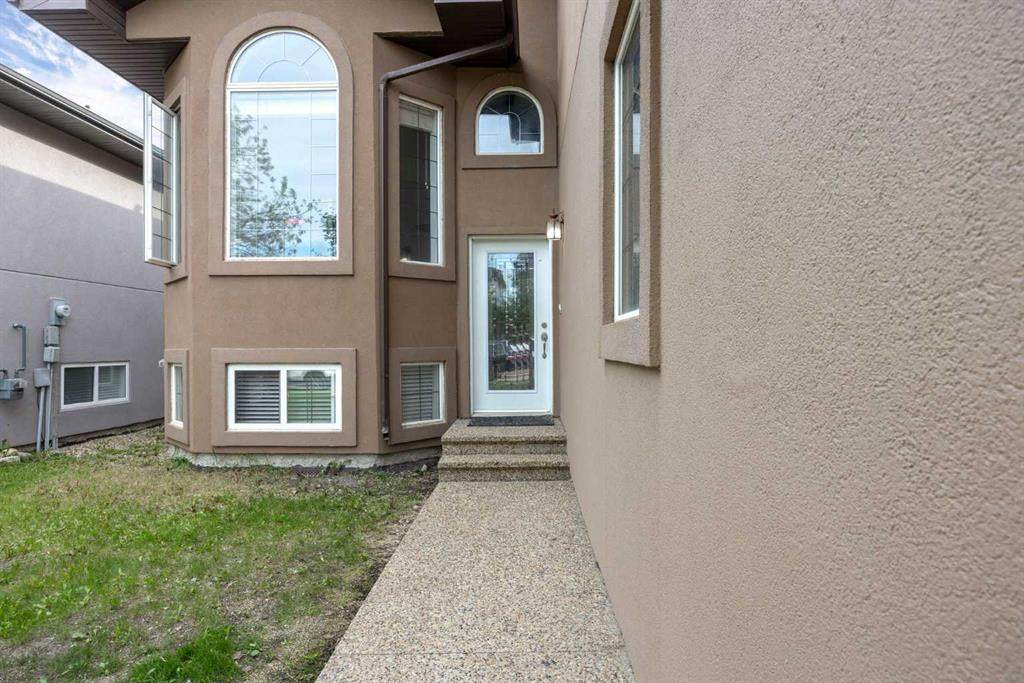 https://bt-photos.global.ssl.fastly.net/calgary/orig_boomver_1_A2321593-2.jpg