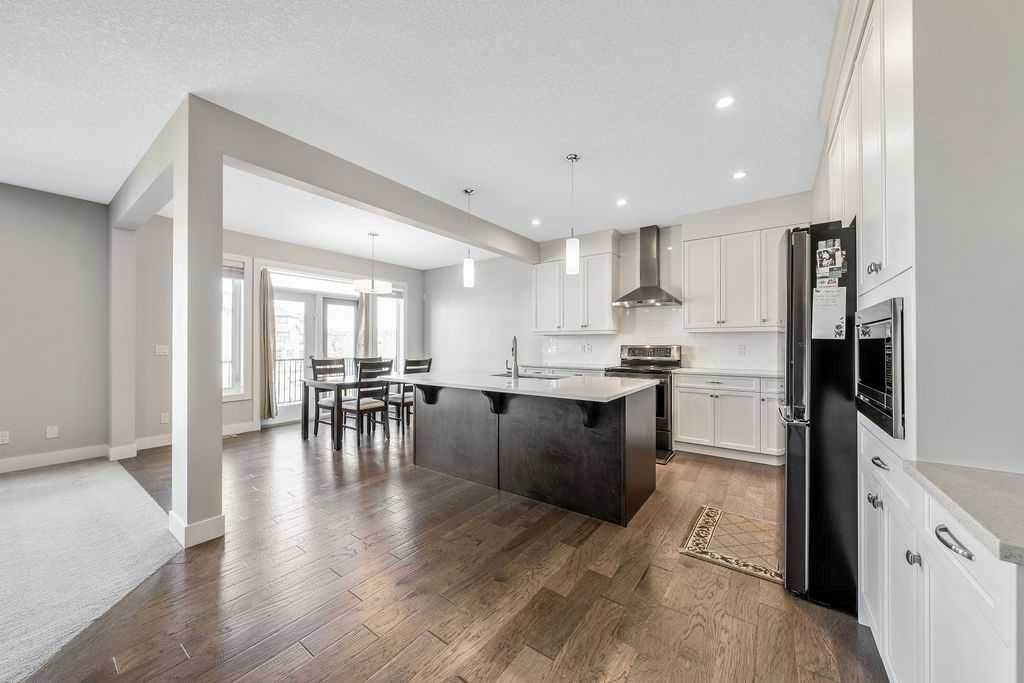https://bt-photos.global.ssl.fastly.net/calgary/orig_boomver_1_A2321643-2.jpg