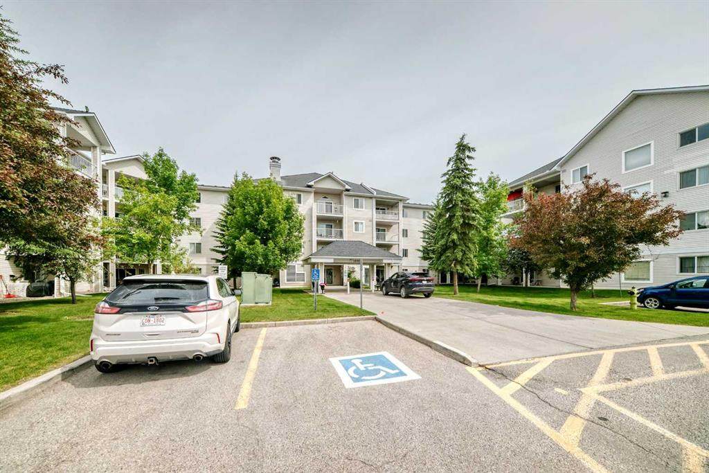 https://bt-photos.global.ssl.fastly.net/calgary/orig_boomver_1_A2321668-2.jpg