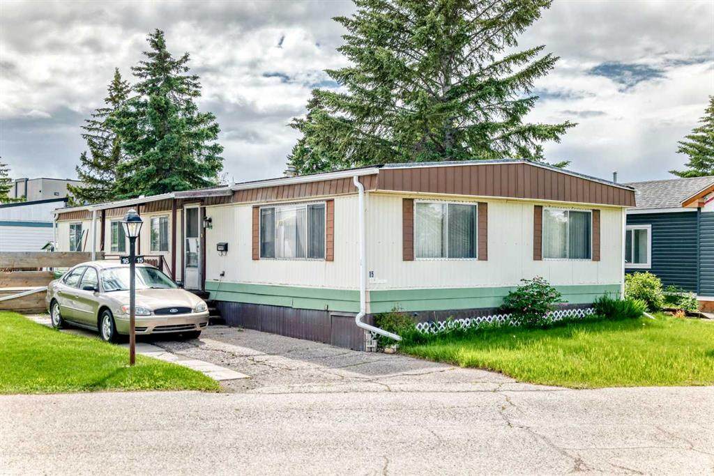 3223 83 Street - Photo 1