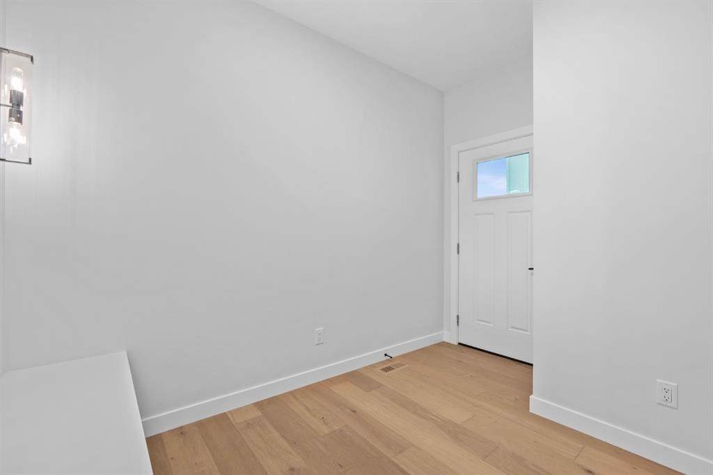 https://bt-photos.global.ssl.fastly.net/calgary/orig_boomver_1_A2322021-2.jpg