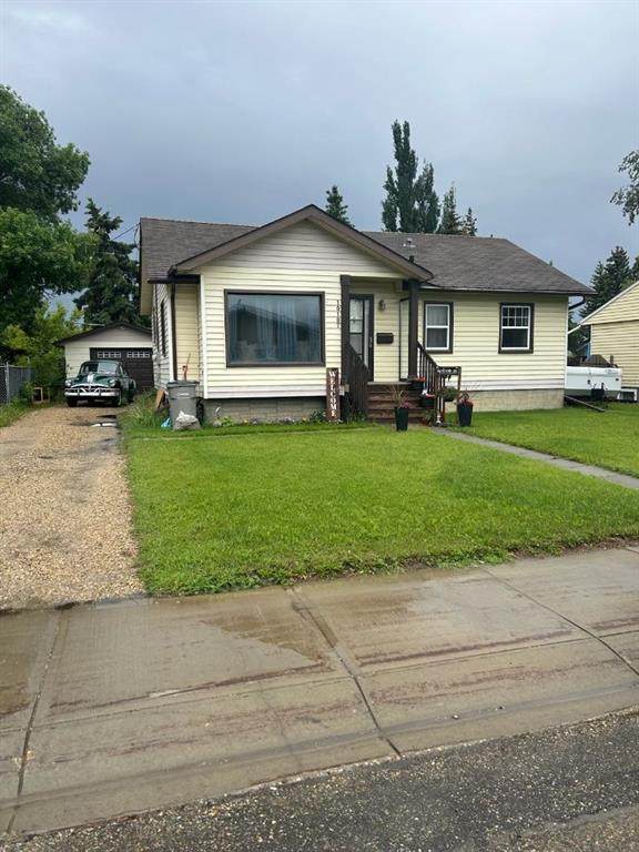 10107 90 Avenue - Photo 1