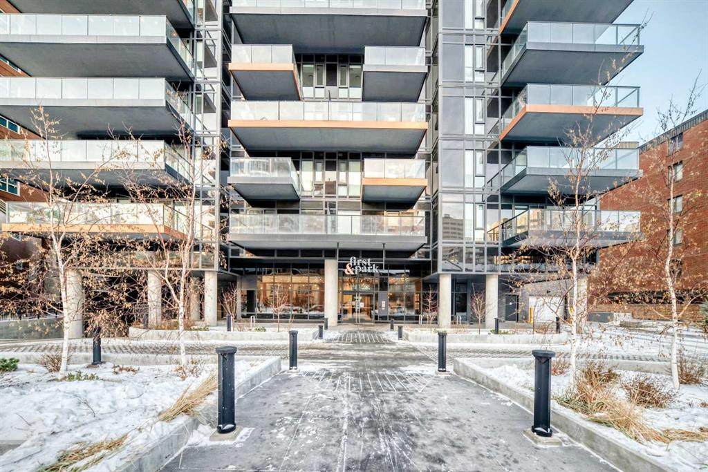 https://bt-photos.global.ssl.fastly.net/calgary/orig_boomver_1_A2322377-2.jpg