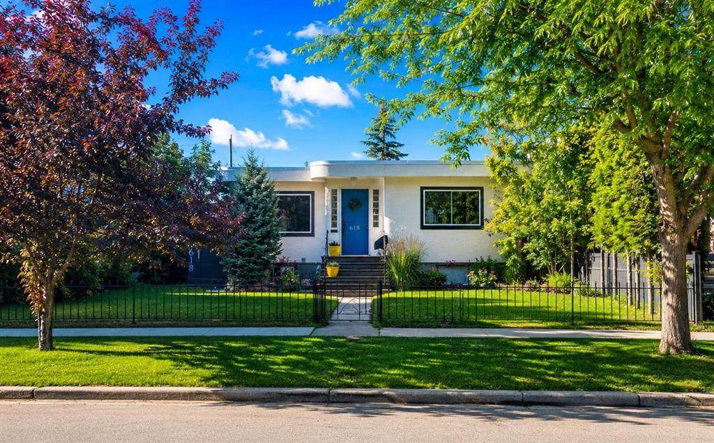 618 11 Avenue - Photo 1