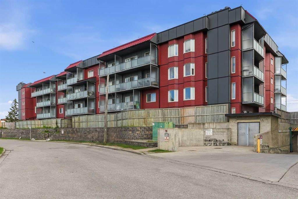 335 Garry Crescent - Photo 1