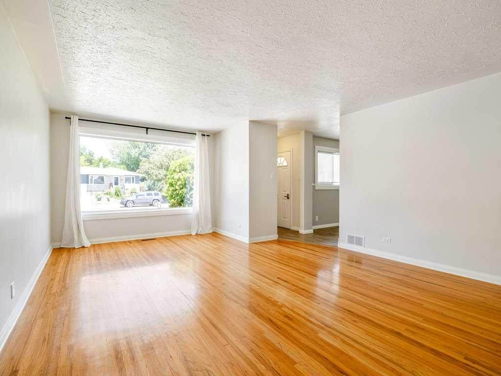 https://bt-photos.global.ssl.fastly.net/calgary/orig_boomver_1_A2324661-2.jpg